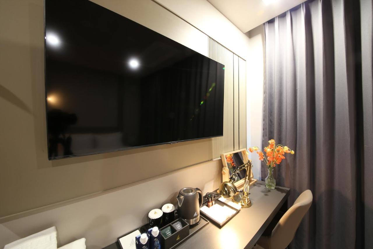 City Hotel The Busan Metro Bagian luar foto