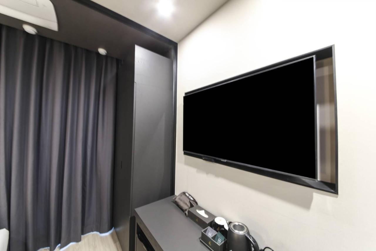 City Hotel The Busan Metro Bagian luar foto